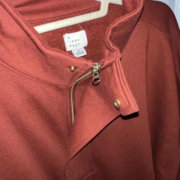 Quarter sleeve zip up - Picture 3 of 5